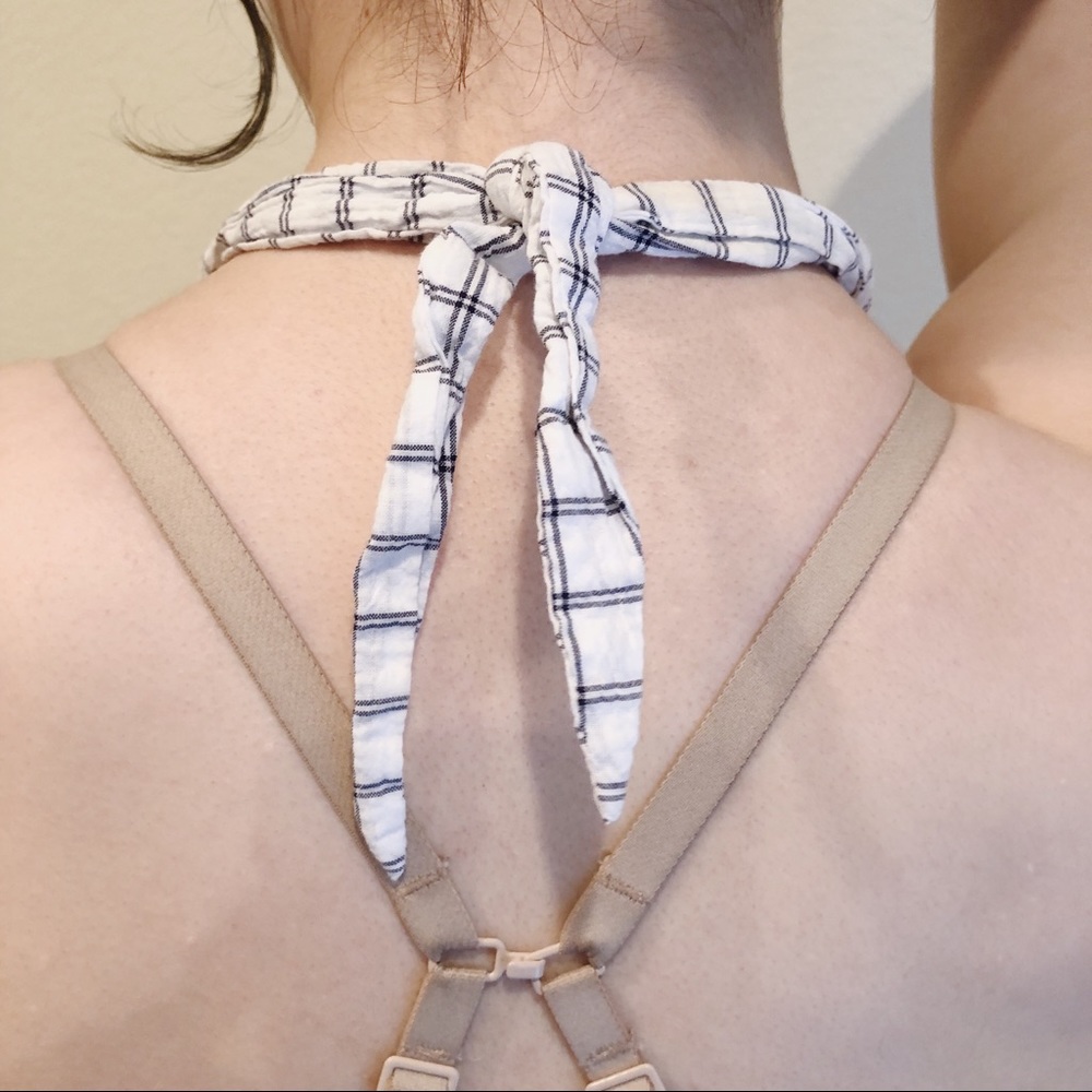 SOLD✨UO grid halter jumpsuit - Picture 4 of 5